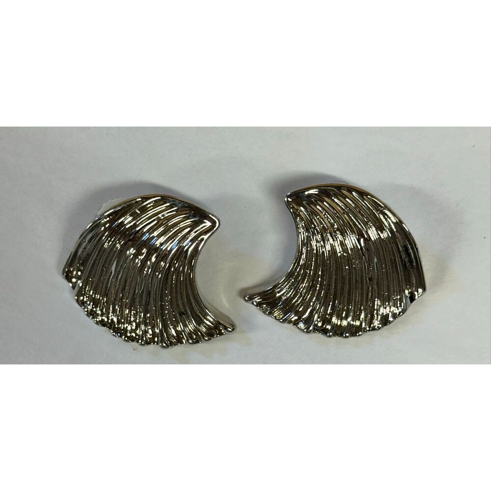 Amber Sceats Small Grover Earrings in Silver New